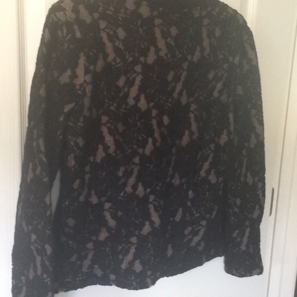 Blazer - Picture 5 of 7